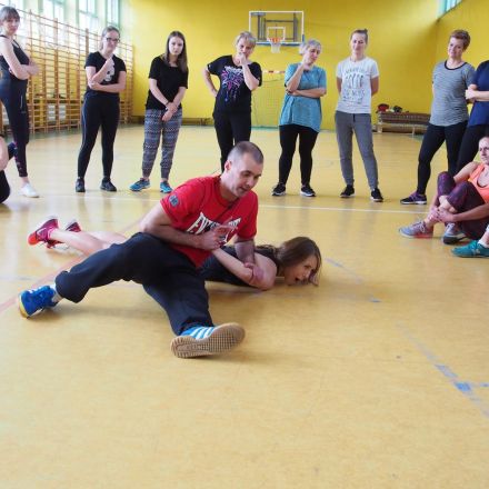  Kurs Samoobrony 2017 BACKFIST Częstochowa_23