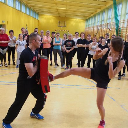  Kurs Samoobrony 2017 BACKFIST Częstochowa_37